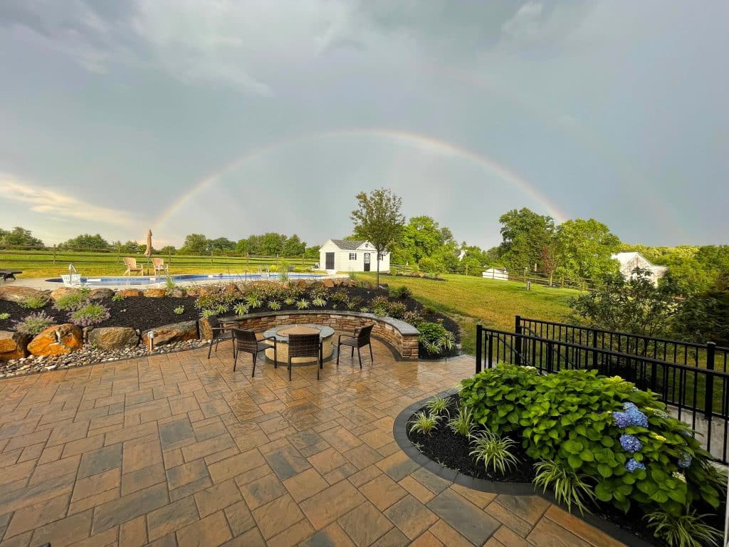 Patio Design by JHL Landscaping