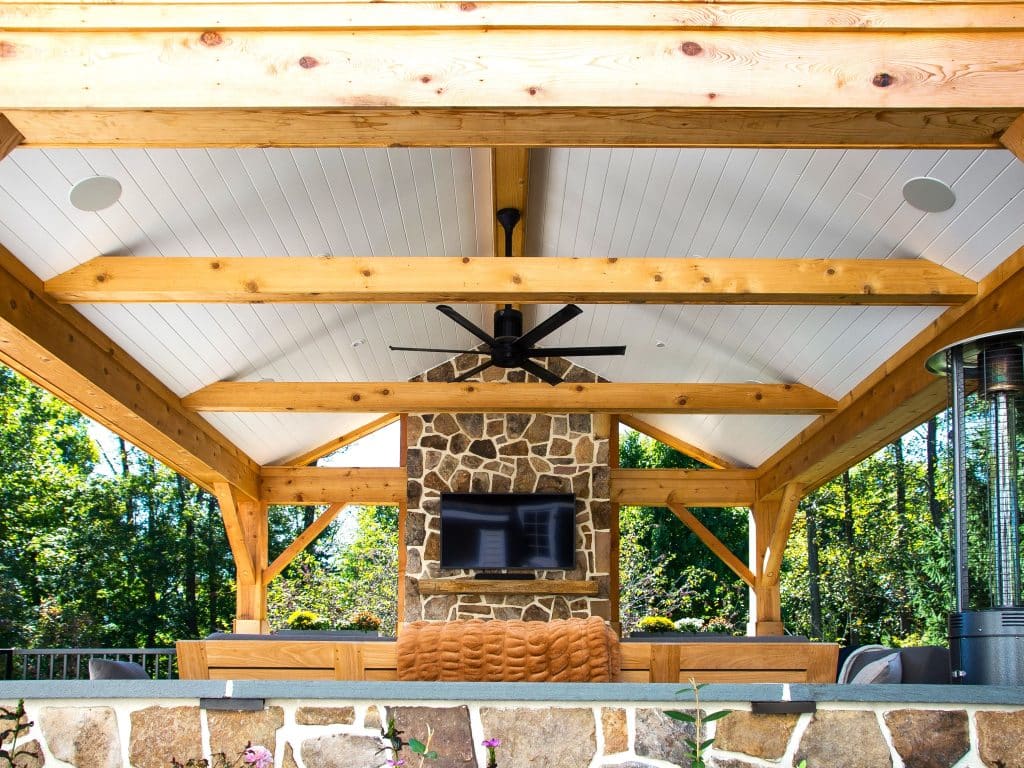 Pergola by JHL Landscaping