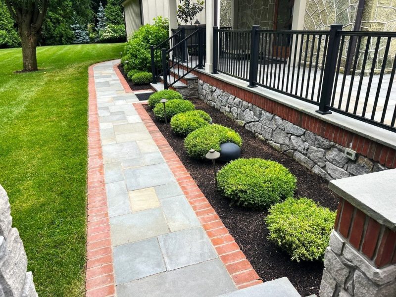 Mulching by JHL Landscaping